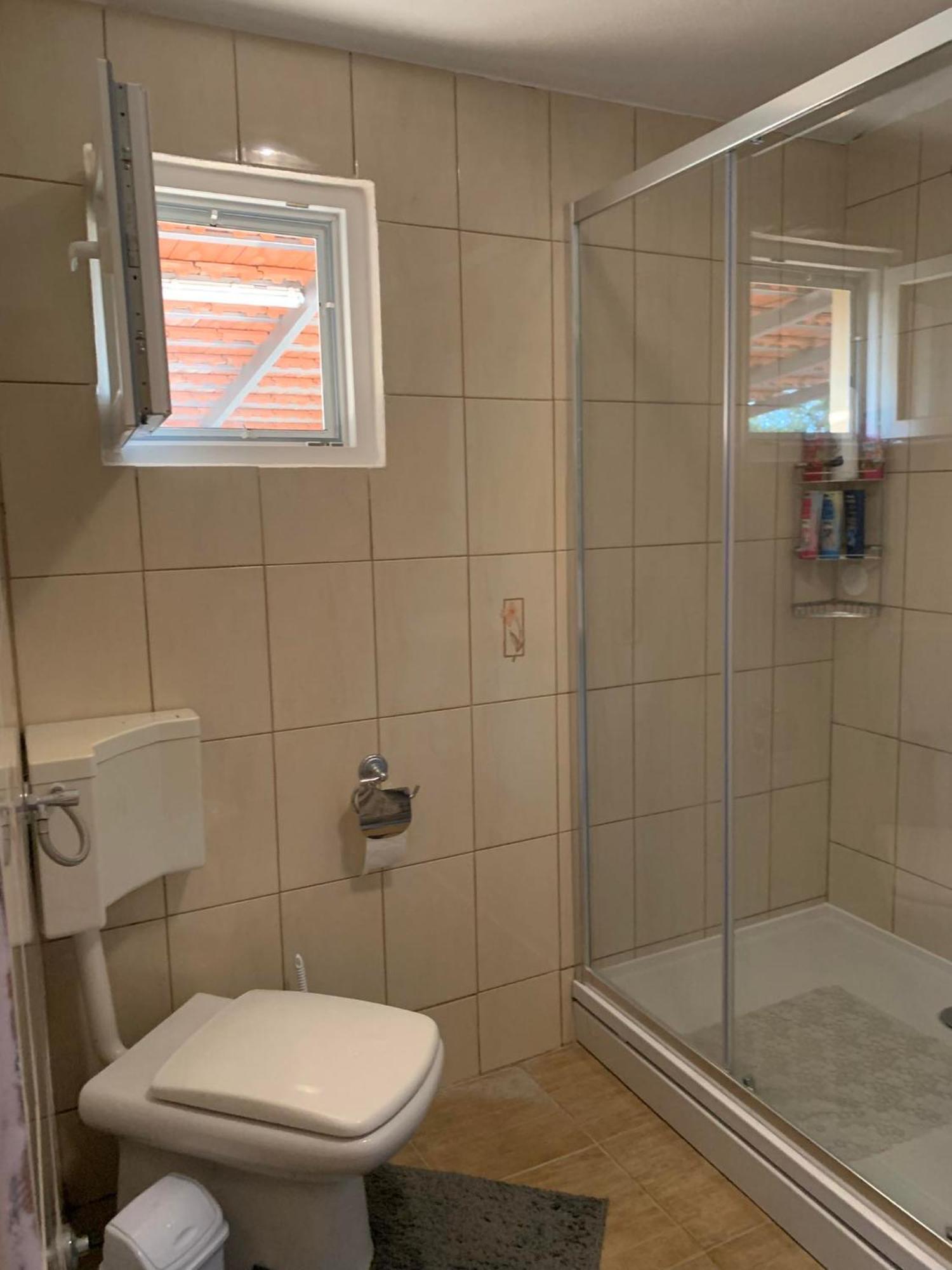 Kuca Za Iznajmljivanje Andrija Ljubuški Exteriör bild